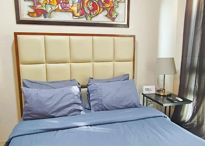 Rose Staycation Pasay *